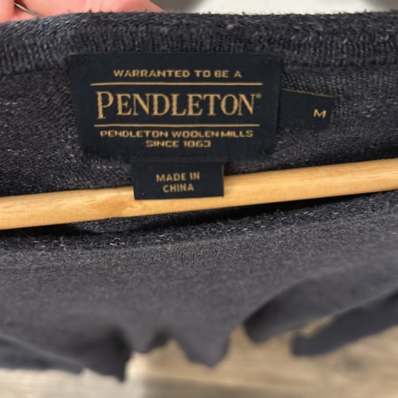 Pendleton Wool Sweater - Picture 2 of 2